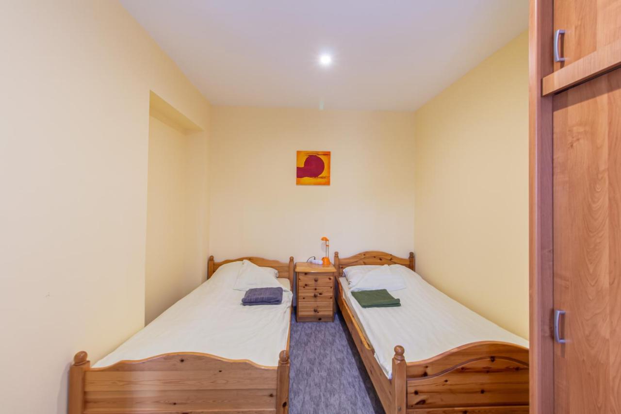 Deli Terasz A Apartman Free Parking, Self-Check-In Anytime Győr Extérieur photo